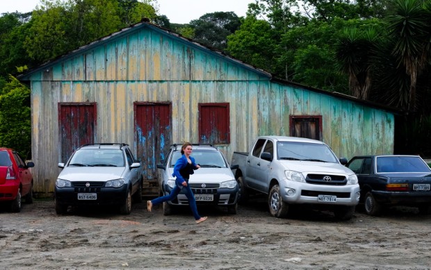 Criança brinca  em comunidade  faxinal  Faxinal na zona rural de Prudentópolis, PR . (Foto Joel Silva / Folhapress. )