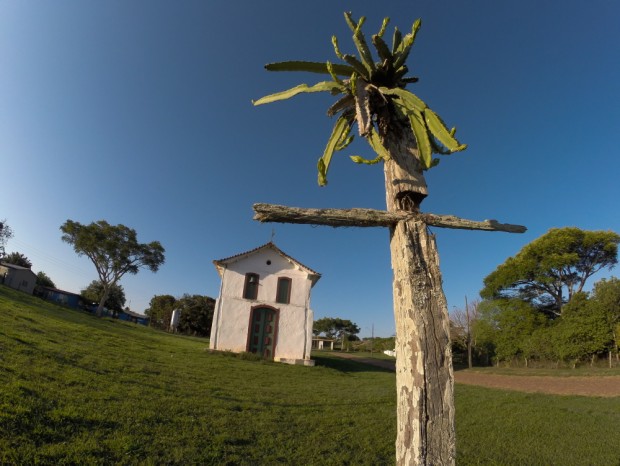 , Igreja de   N. S. Do Rosário,   que era frequentada por negros,  no Arraial de Desemboque, distrito de Sacramento, MG . (Foto Joel Silva/ Folhapress). 